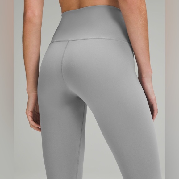Lululemon Wunder Train High Rise 25” - Picture 5 of 14